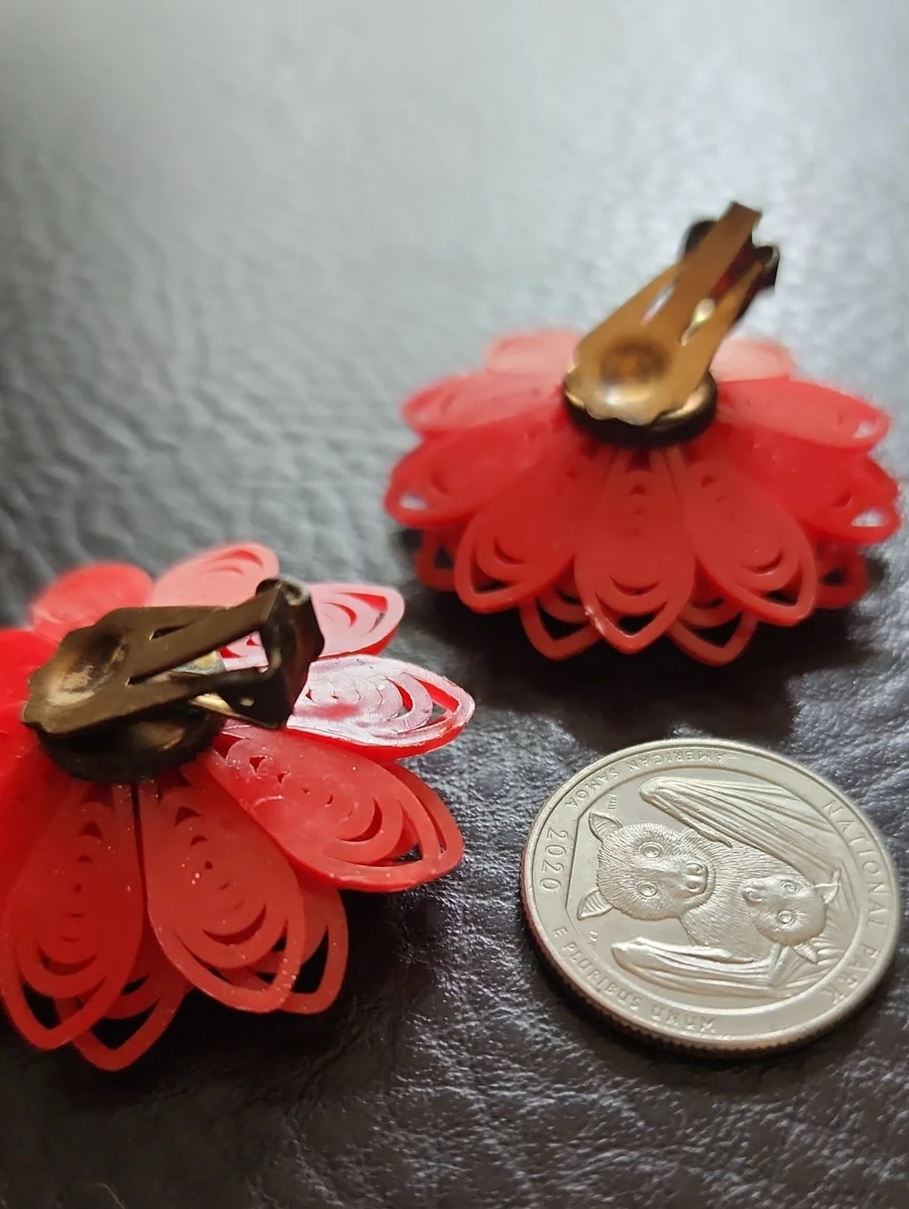 VTG Flower Clip Earrings